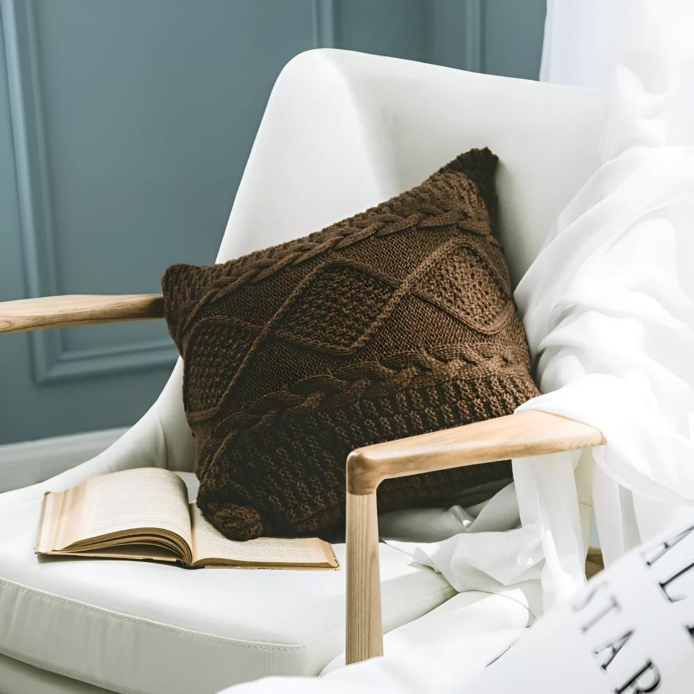 CozyNest | Braided Knitted Cushion Cover