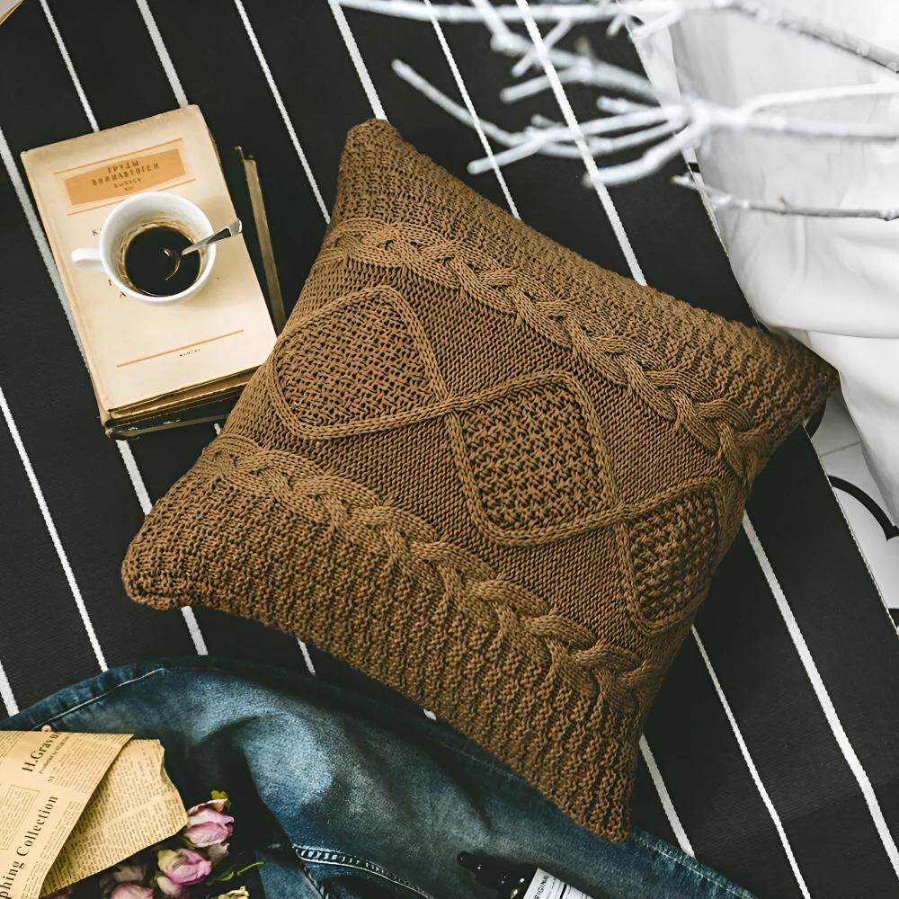 CozyNest | Braided Knitted Cushion Cover