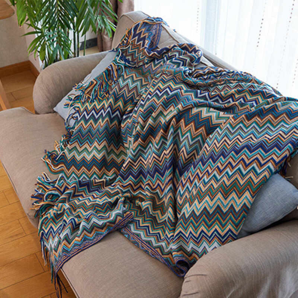 CozyHome | Multicolor Zigzag Tasseled Knit Throw Blanket