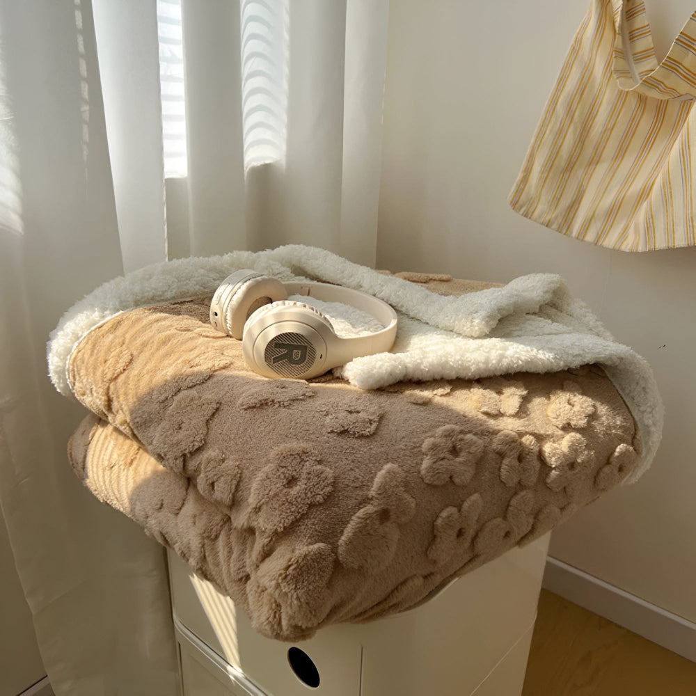 Cloud Flower | Snuggle Blanket For Cozy Comfort