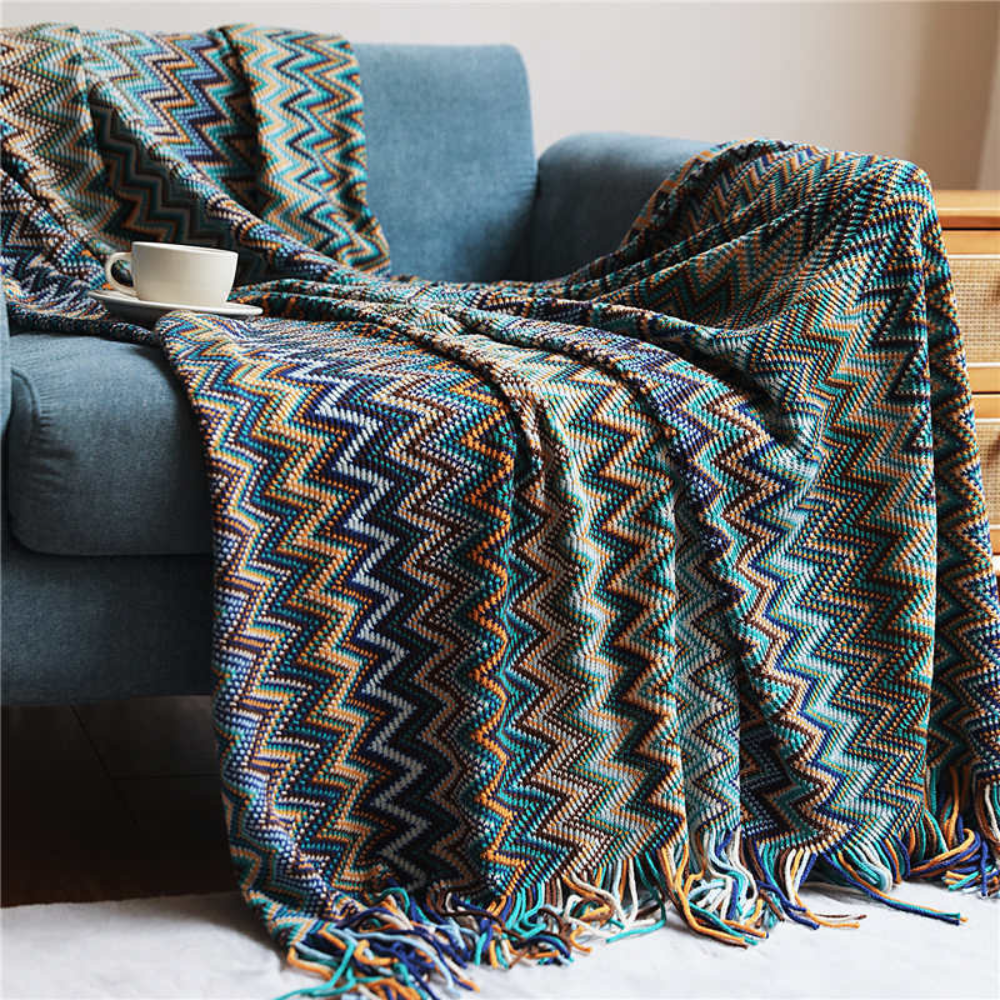 CozyHome | Multicolor Zigzag Tasseled Knit Throw Blanket