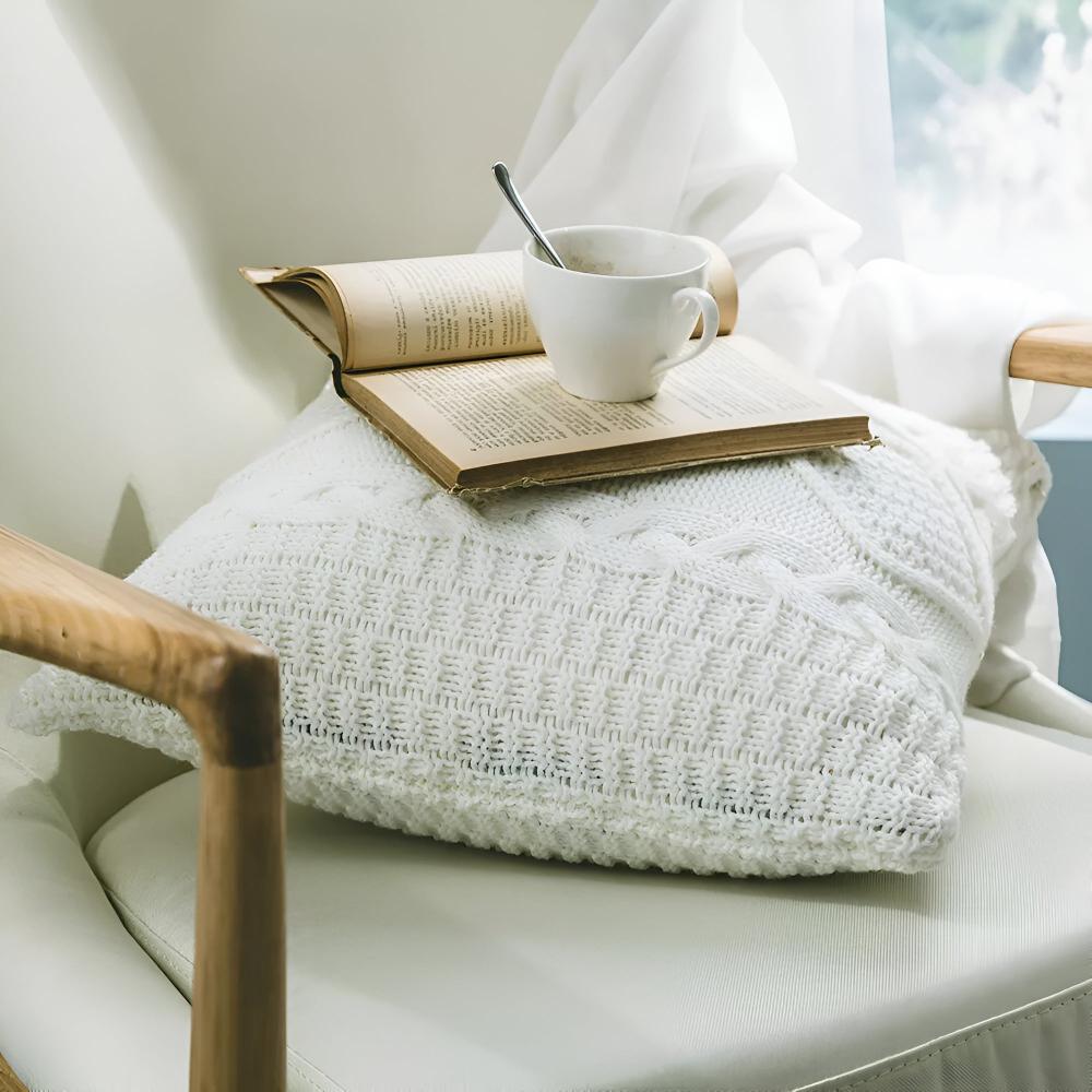 CozyNest | Braided Knitted Cushion Cover