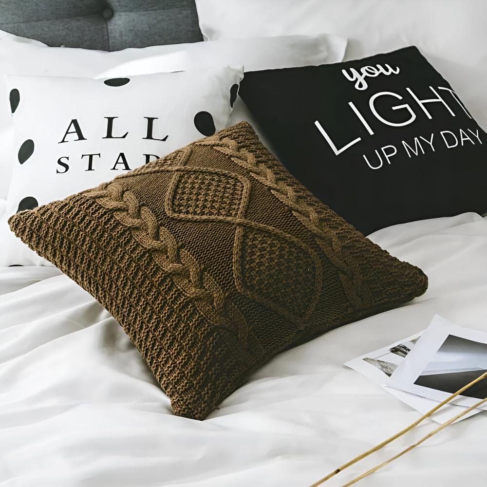 CozyNest | Braided Knitted Cushion Cover