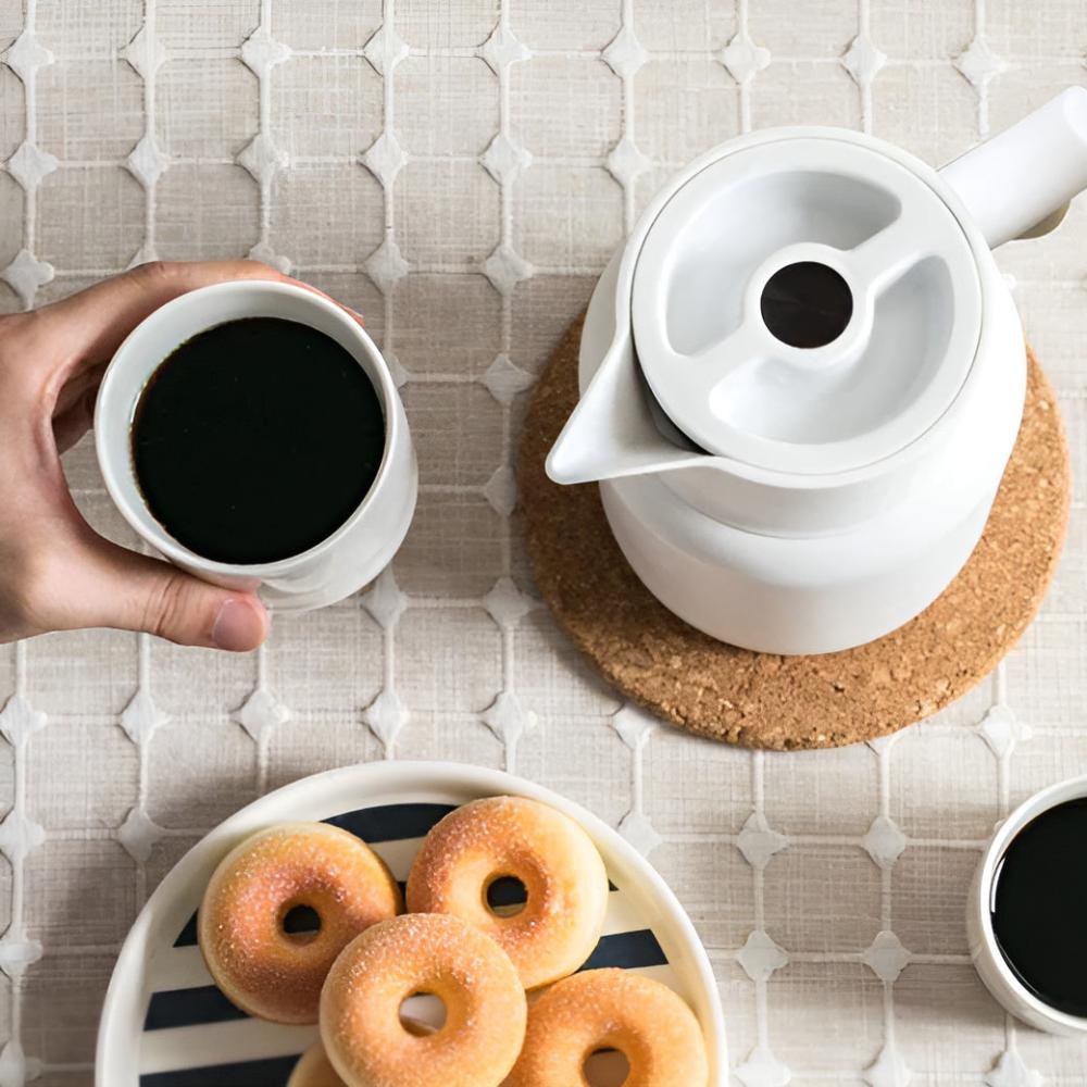 EcoServe | Elegant Insulated Carafe with Wooden Handle