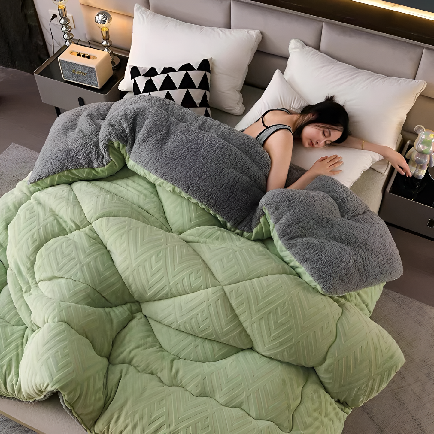 CozyNest | Dual-Sided Soft Duvet Blanket