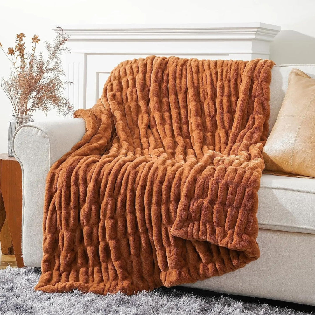 Chic Casa | Luxury Faux Fur Blanket For Home Decor