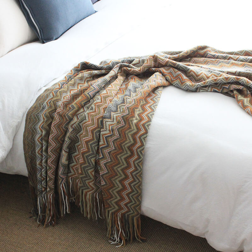 CozyHome | Multicolor Zigzag Tasseled Knit Throw Blanket