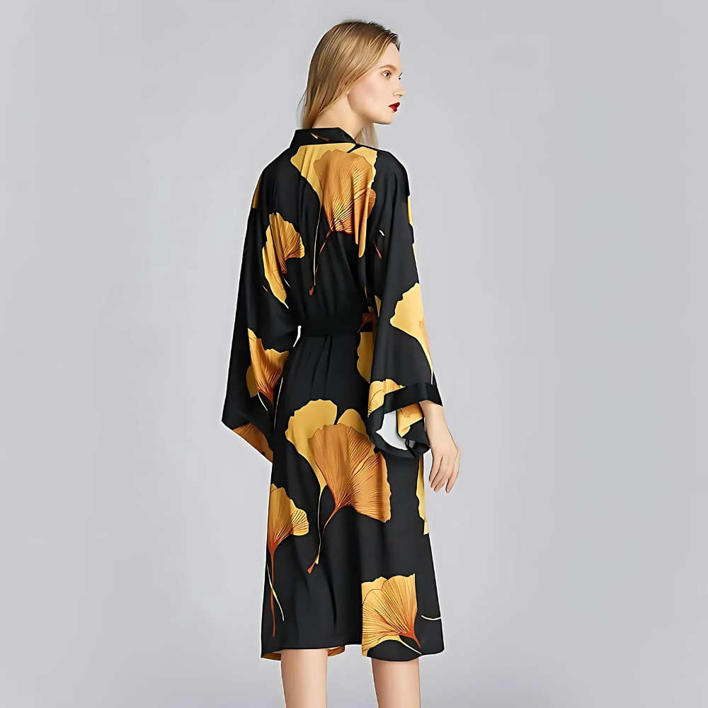 ClassicComfort | Black And Yellow Bathrobe