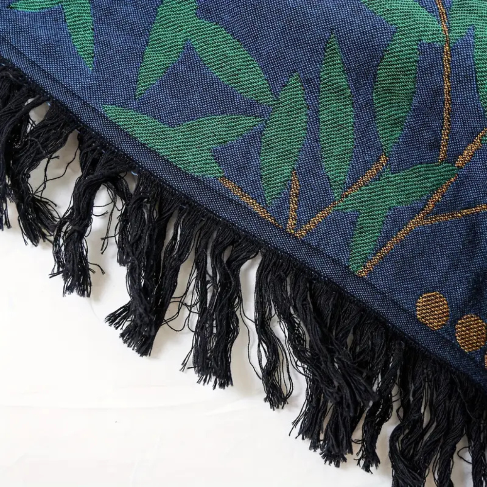 BegoniaCozy | Vibrant Begonia Fruit Tassel Blanket