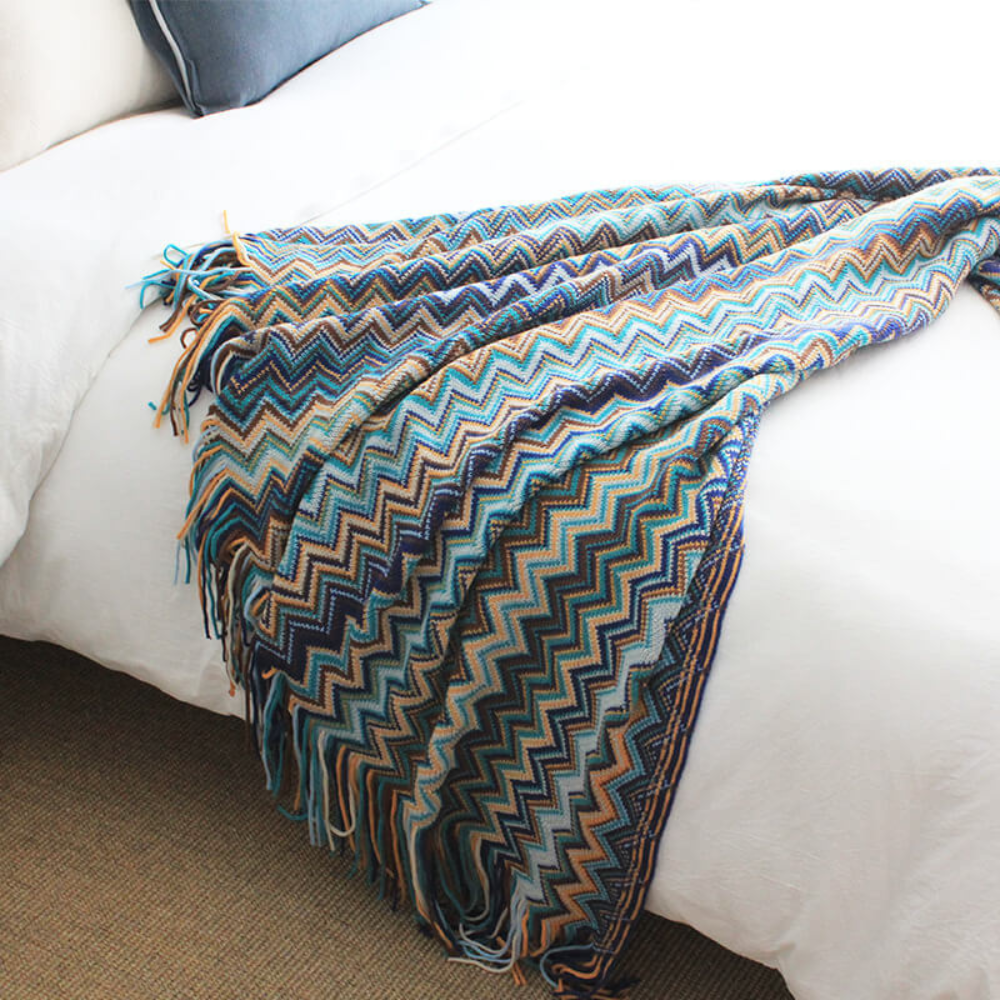 CozyHome | Multicolor Zigzag Tasseled Knit Throw Blanket