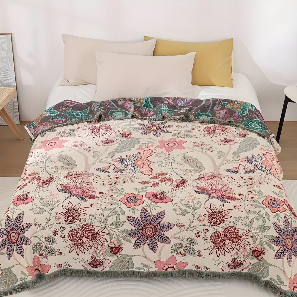 BlossomWeave | Flora Tassel Throw Blanket