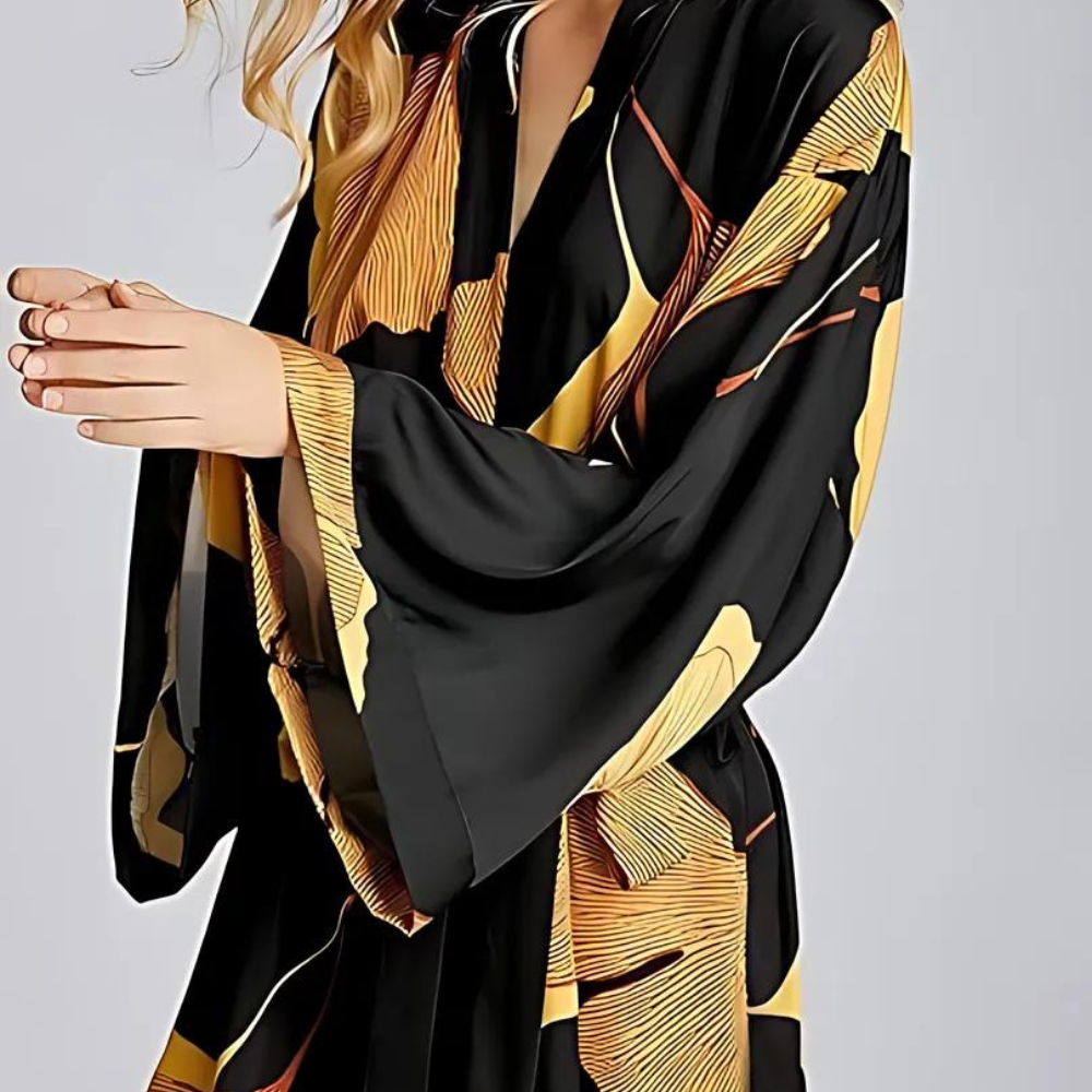ClassicComfort | Black And Yellow Bathrobe