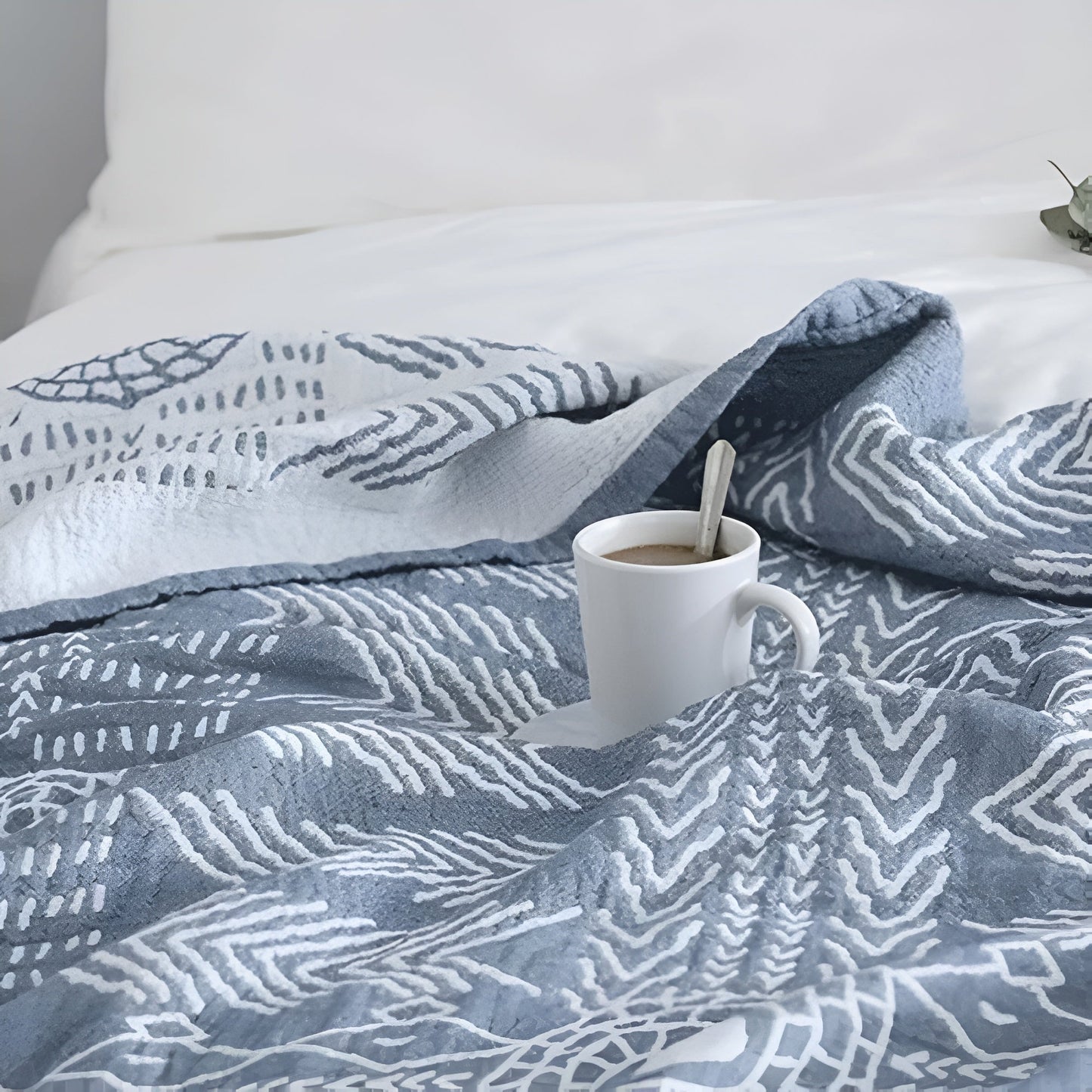 ZenPath | Reversible Minimalist Coverlet Bedding