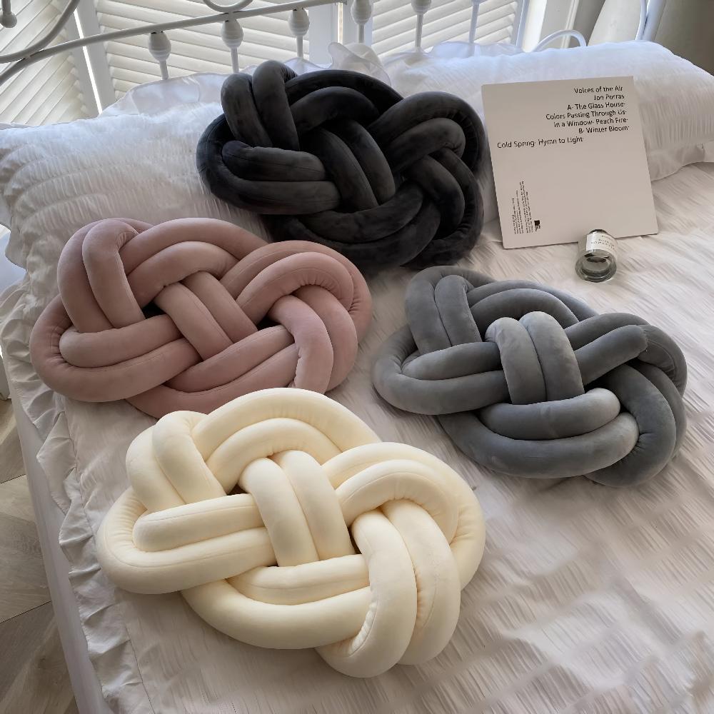 CozyNest | Braided Plush Cushion Pillow