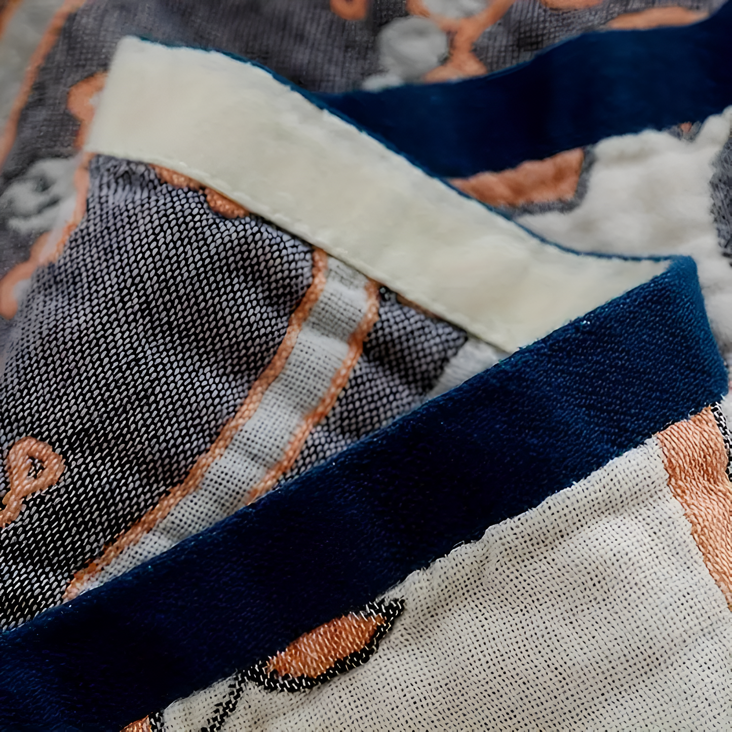 CozyNest | Floral Pattern Cotton Blanket
