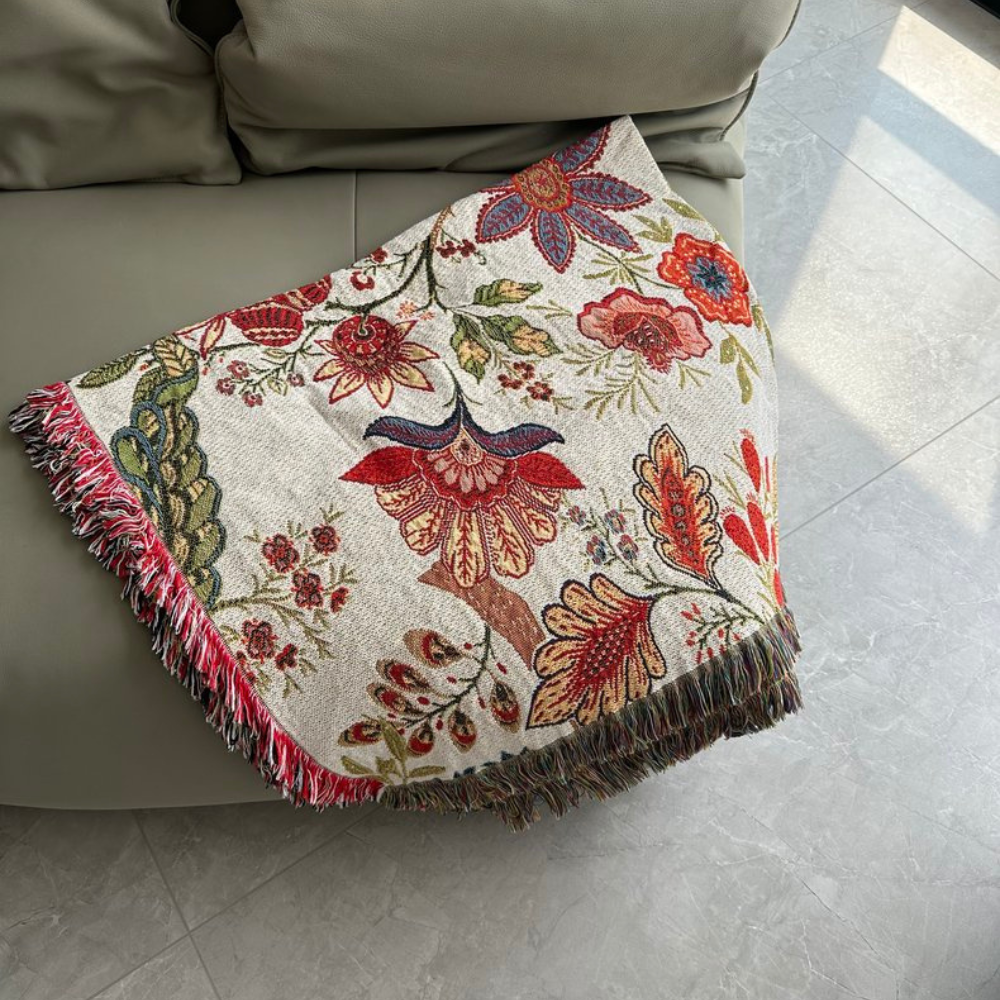 CountryCharm | Floral Patterned Decorative Throw Blanket