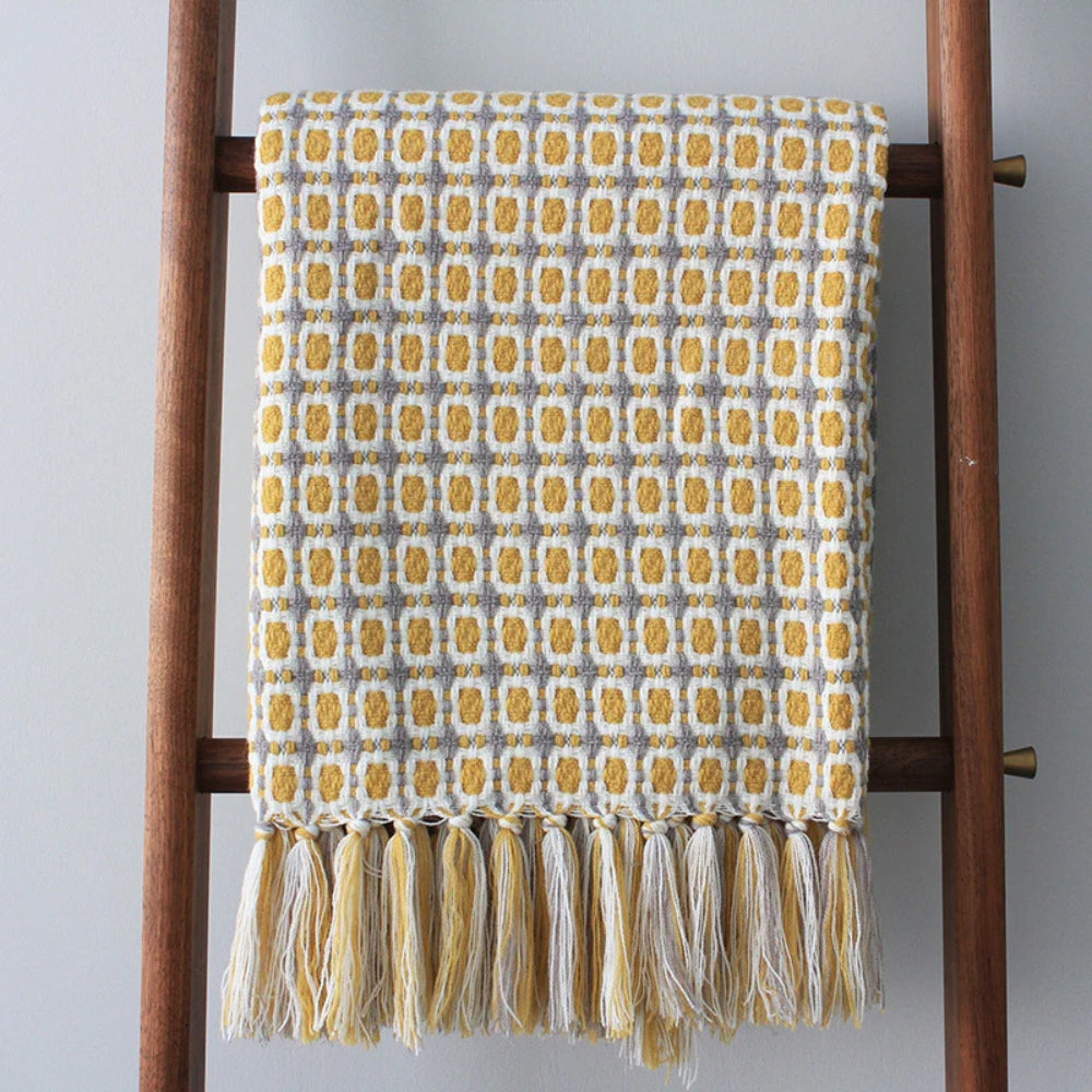 CozyWeave | Knitted Couch Blanket With Tassels