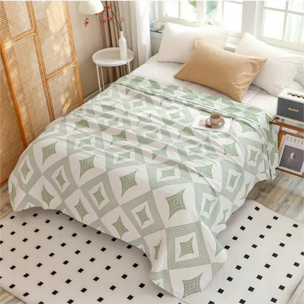 DiamondWeave | Geometric Pattern Blanket