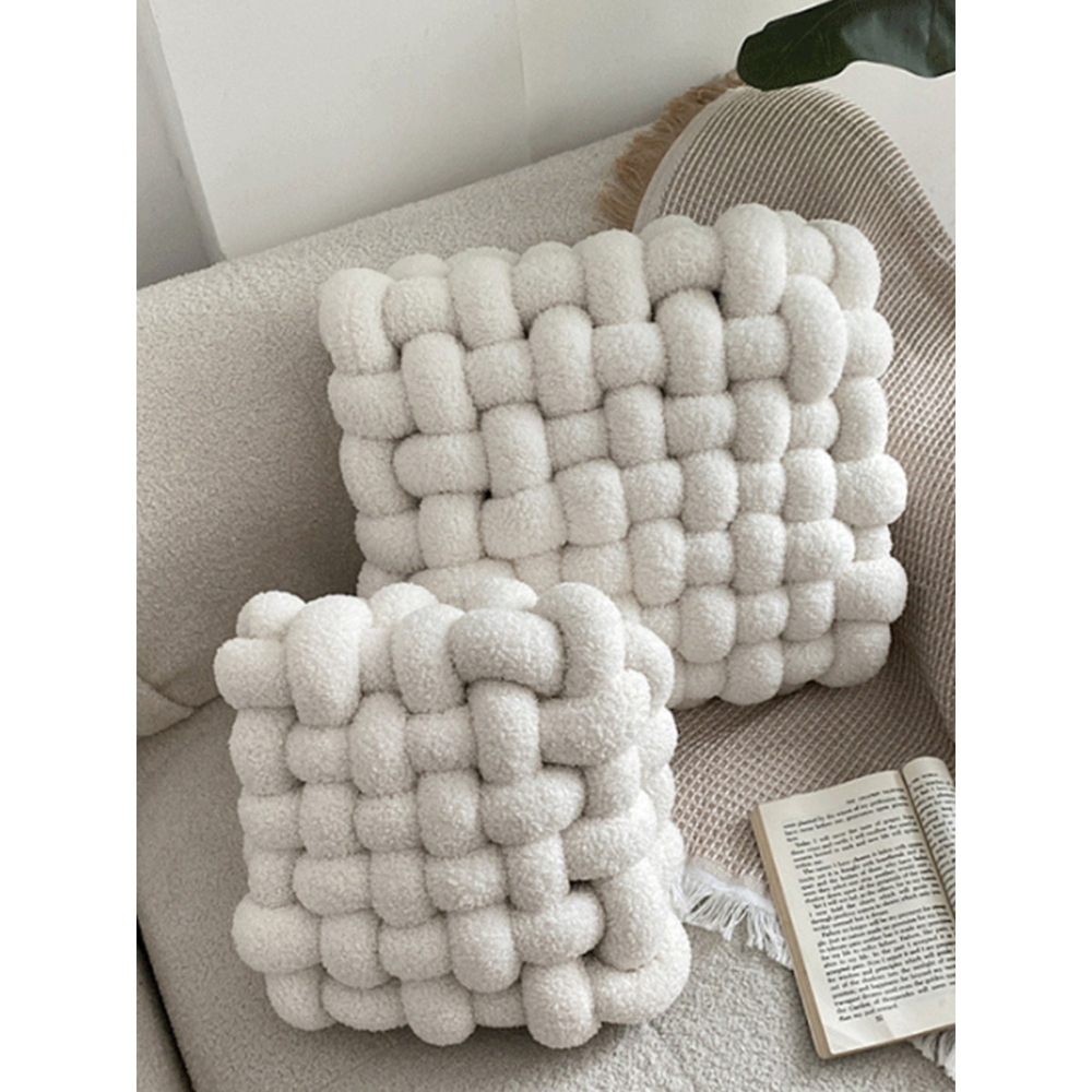 CozyNest | Plush Woven Knot Boucle Cushion