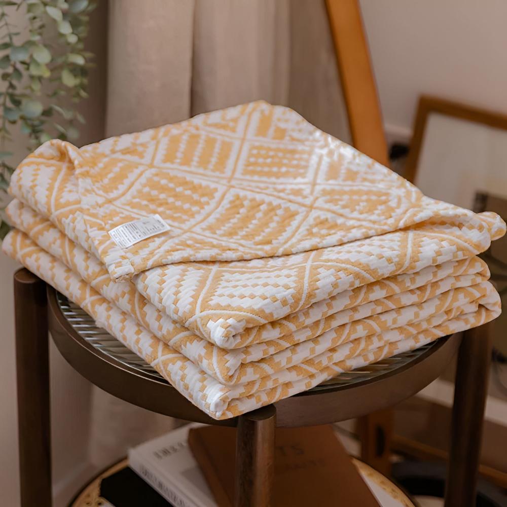 CozyWeave | Plaid Pattern Cotton Blanket