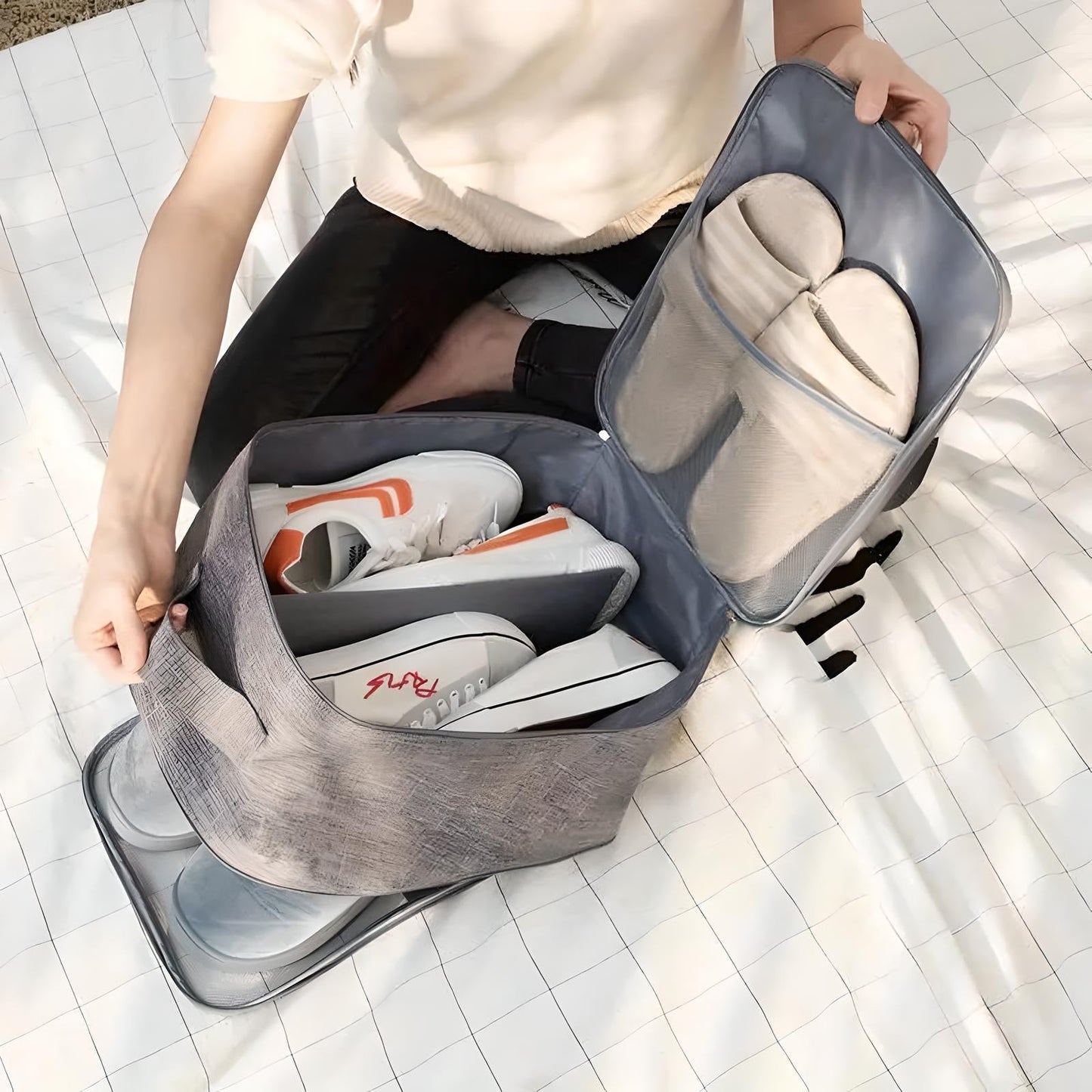 Compact Travel Shoe Organiser With Multiple Compartments