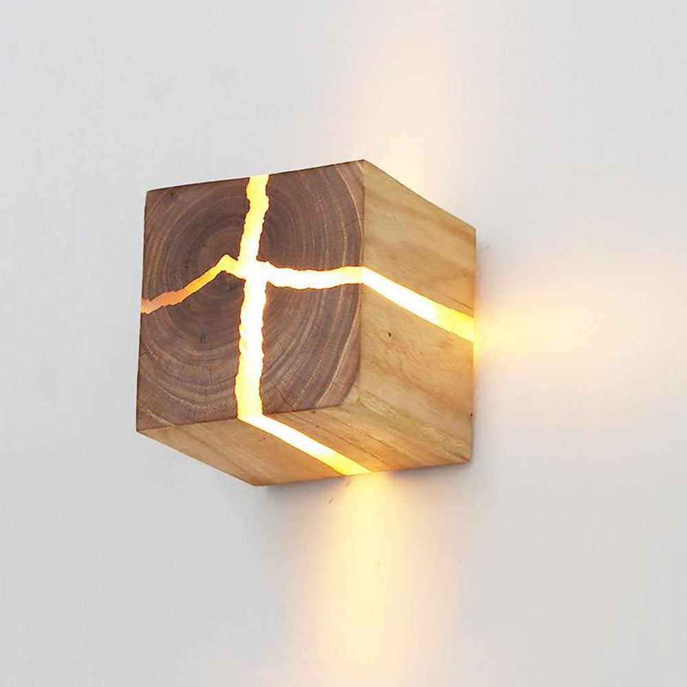 CrackGlow | Modern Cracked Design LED Wall Light