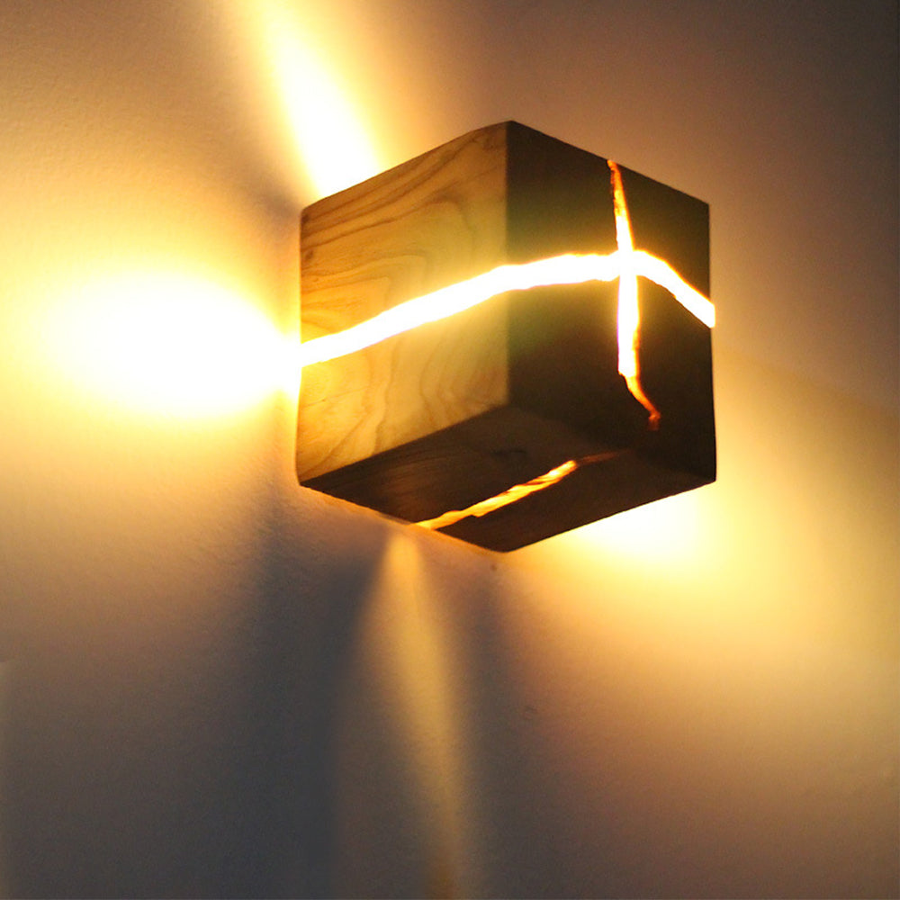 CrackGlow | Modern Cracked Design LED Wall Light