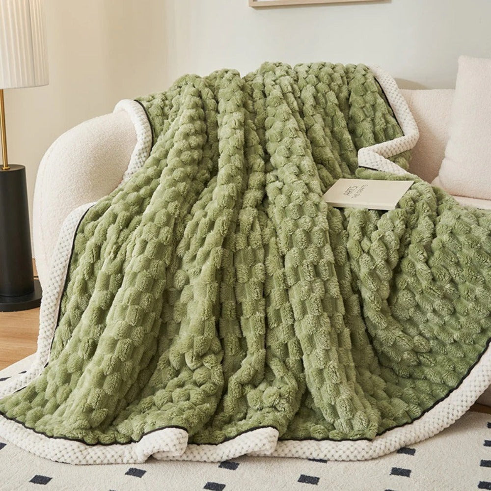 Cloud Cuddle | Soft Plush Blanket For Cozy Comfort