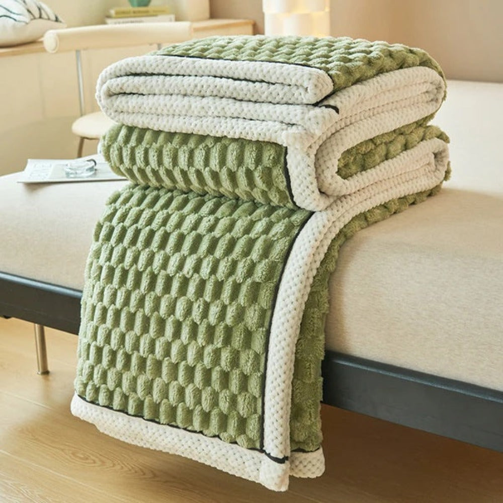 Cloud Cuddle | Soft Plush Blanket For Cozy Comfort