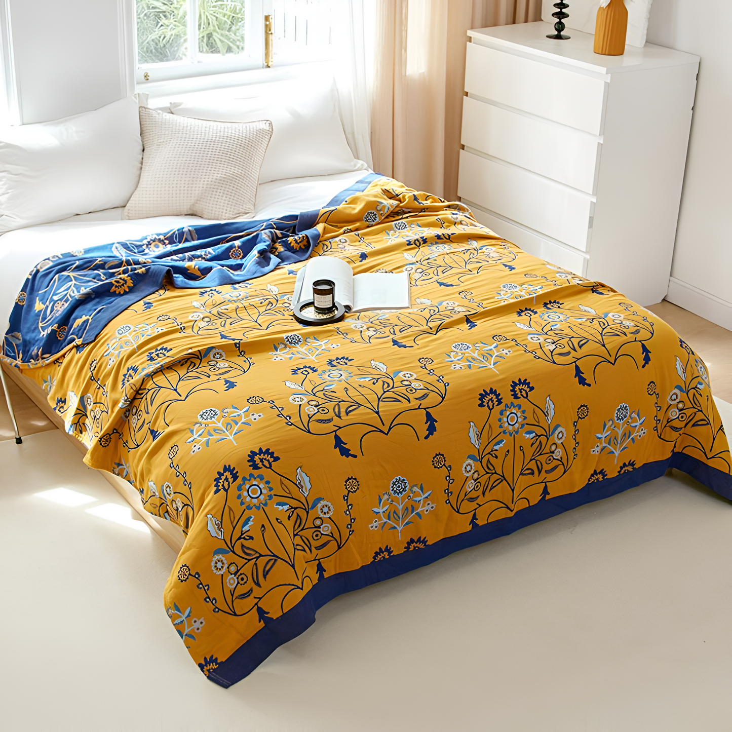 DianthusDream | Reversible Floral Blanket