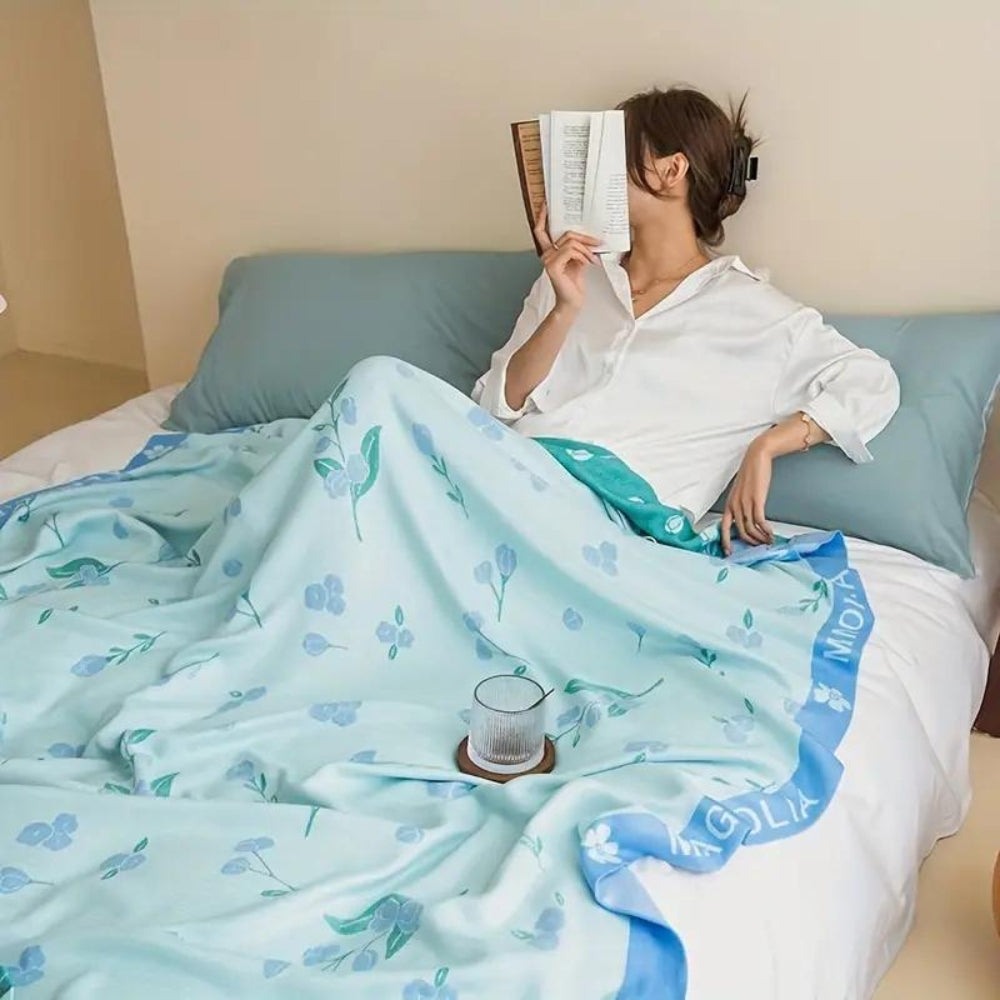 BlueBreeze | Floral Bamboo Fiber Cooling Blanket