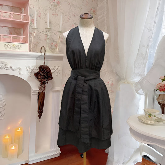 ChicCooks | V-Neck Halter Black Tie-Back Apron