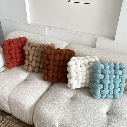 CozyNest | Plush Woven Knot Boucle Cushion