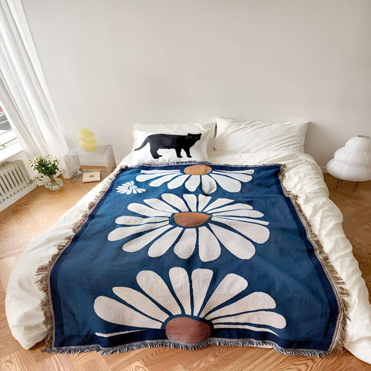 Cozy Daisy | Woven Throw Blanket