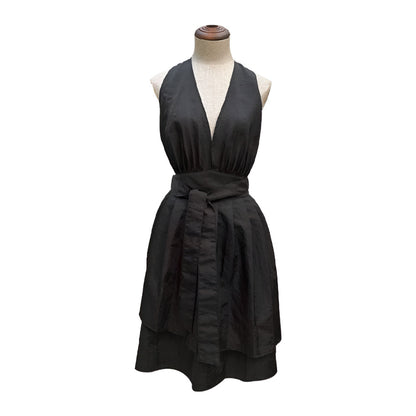 ChicCooks | V-Neck Halter Black Tie-Back Apron