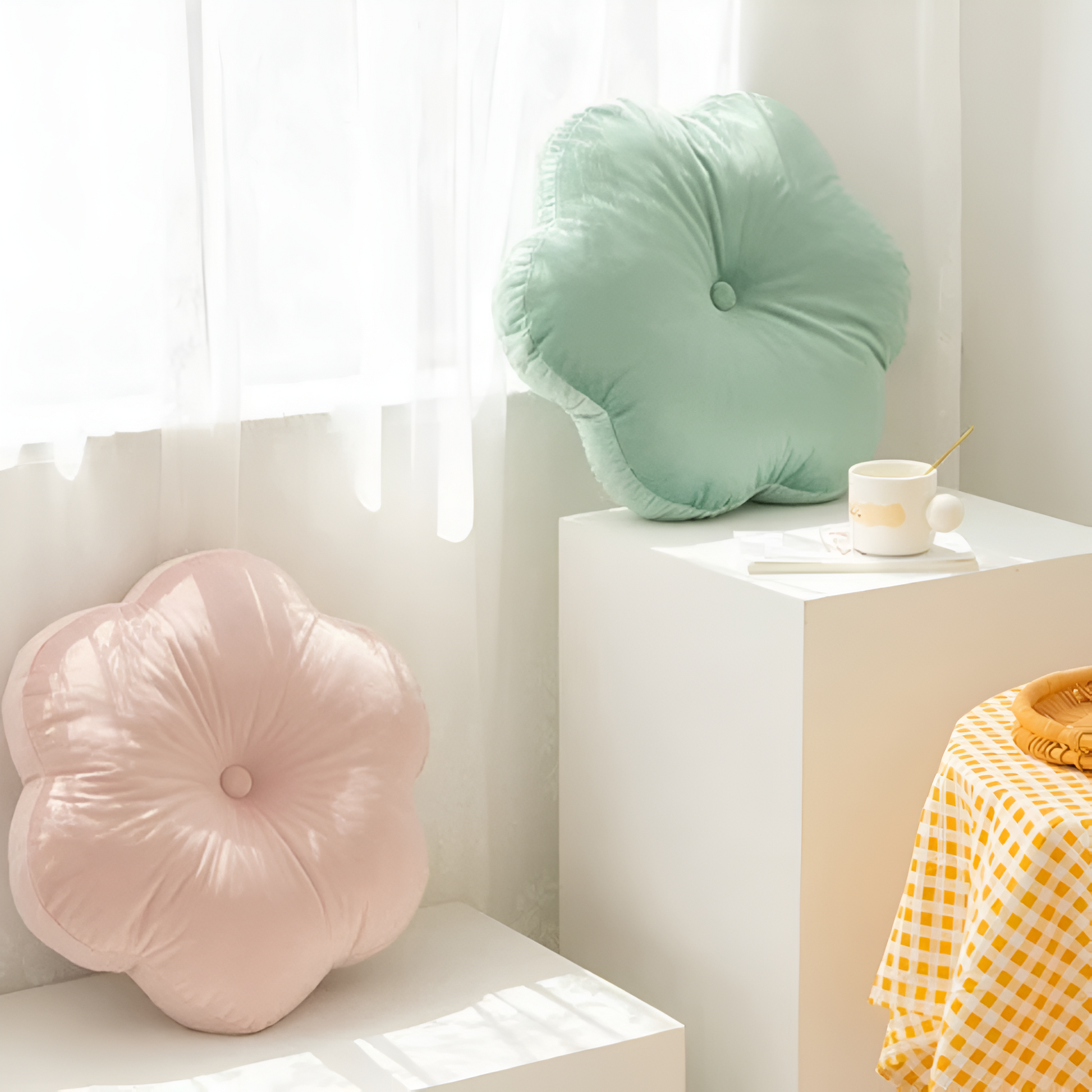 BloomSoft | Velvet Flower-Shaped Plush Cushion