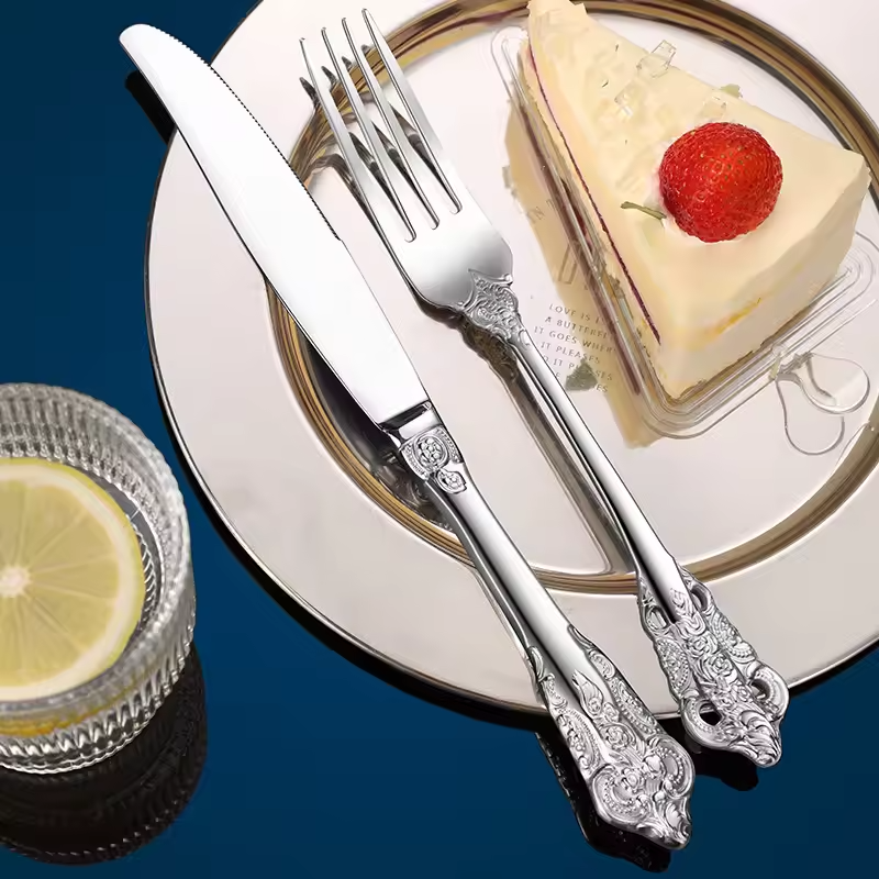 AristoLux - Elegant Vintage Cutlery Set