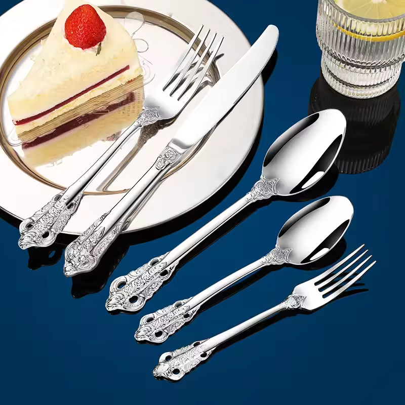 AristoLux - Elegant Vintage Cutlery Set