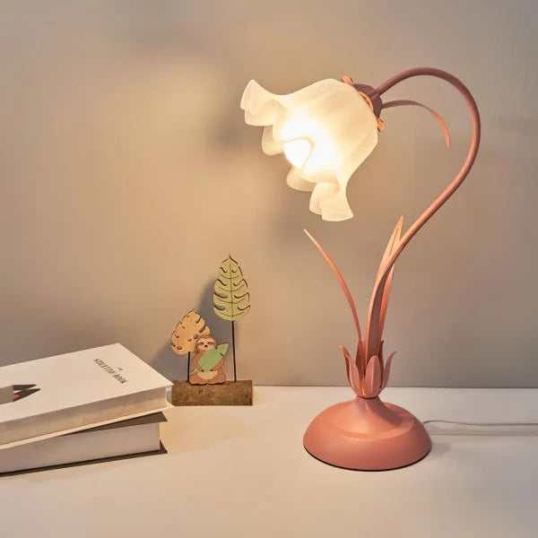 Bloomglow | Vintage Adjustable Flower Table Lamp