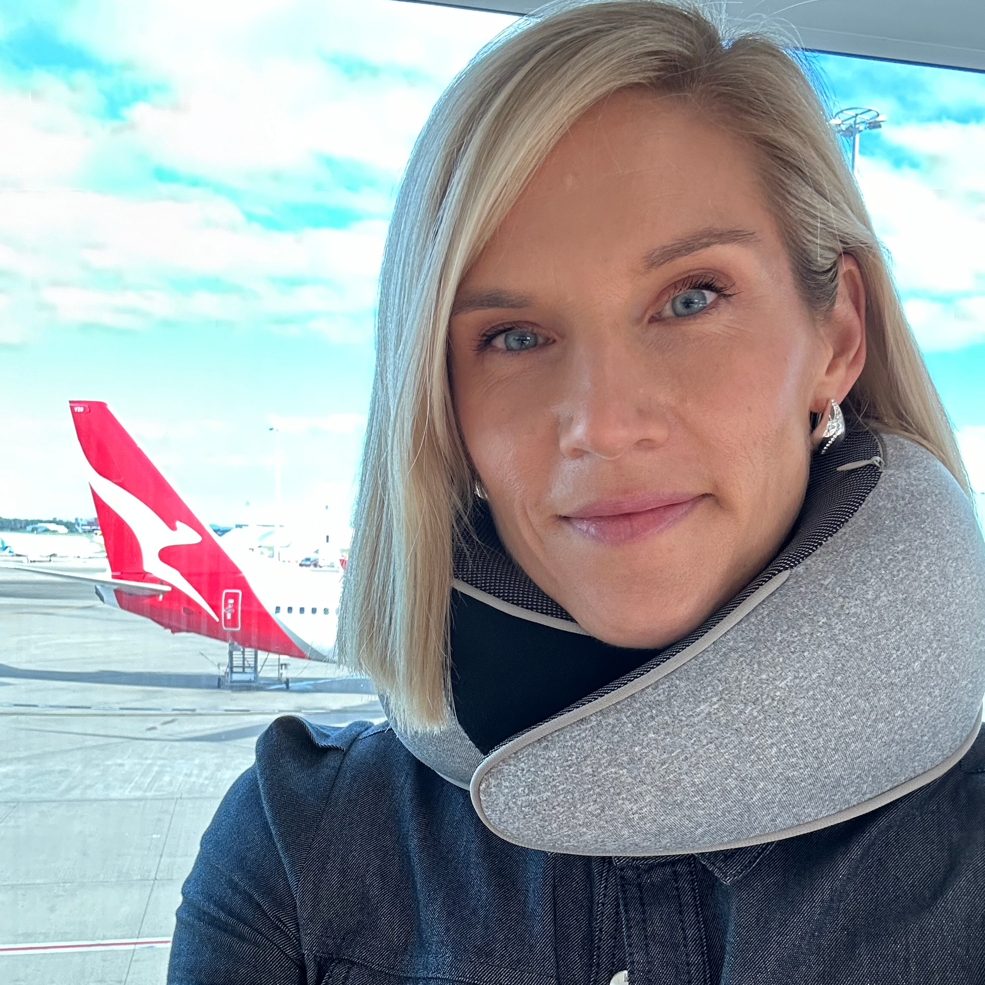 ComfyJet Travel Pillow | Neck Support For Travel Comfort