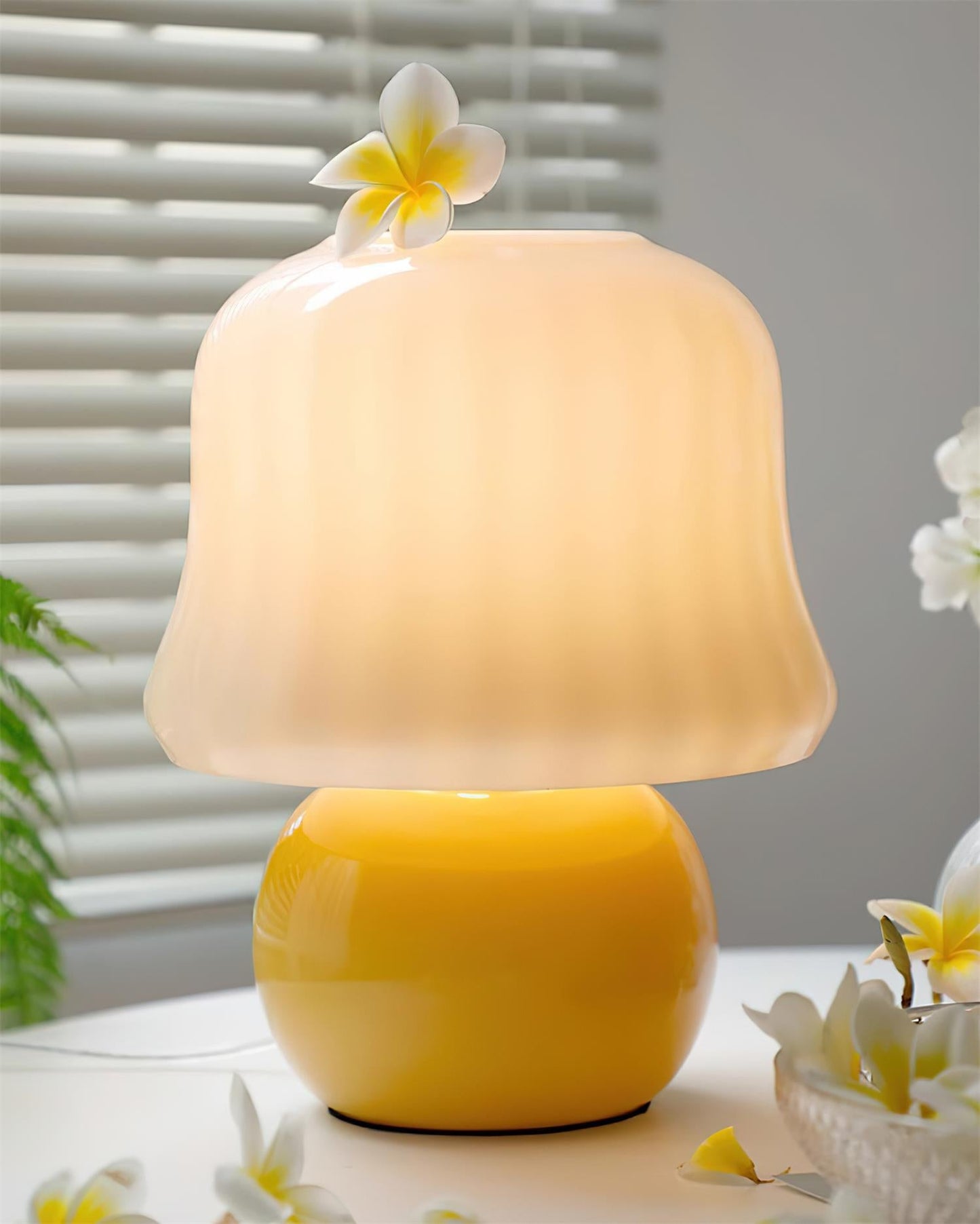 Cream Mushroom Table Lamp | Modern Vintage Lighting