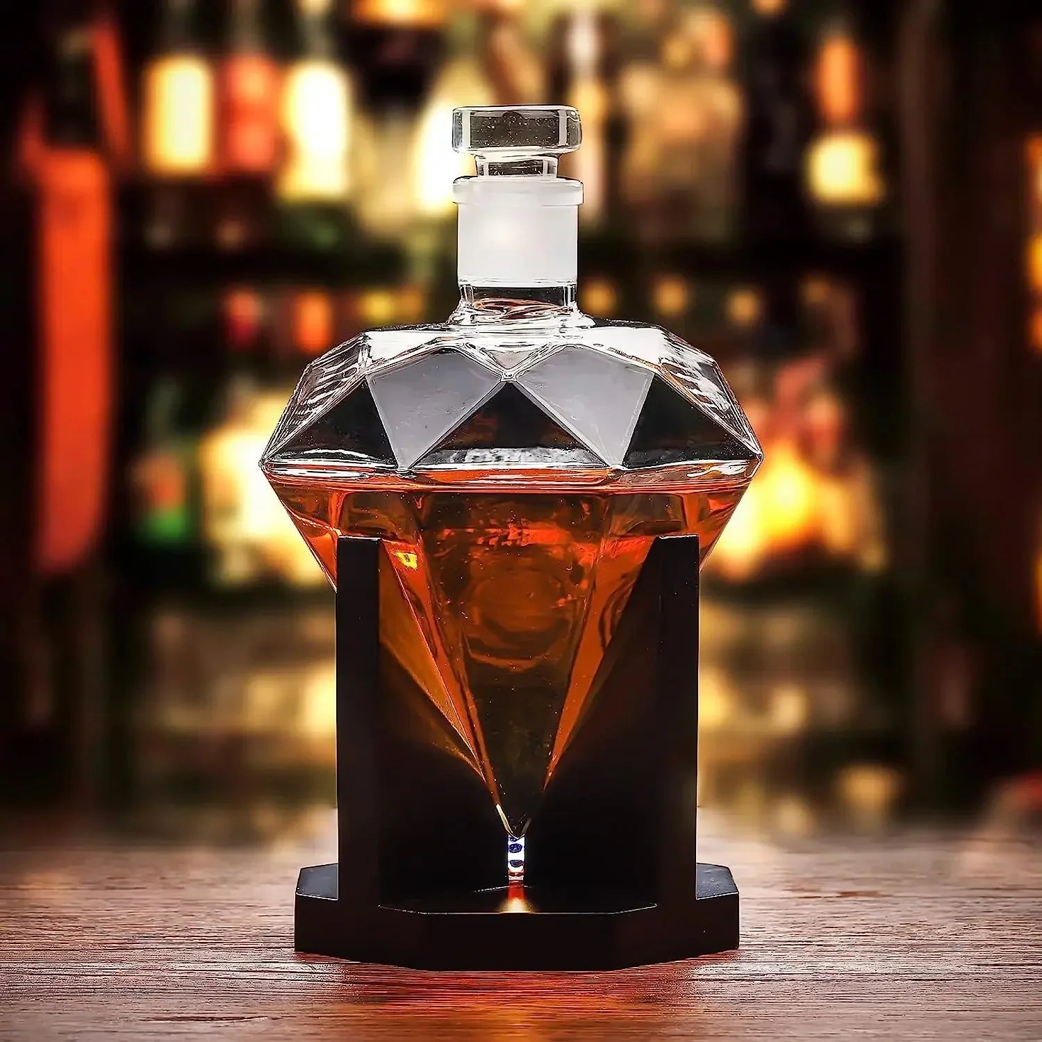 CrystalDrop | Diamond Whiskey Decanter - 1000ml With Wooden Stand
