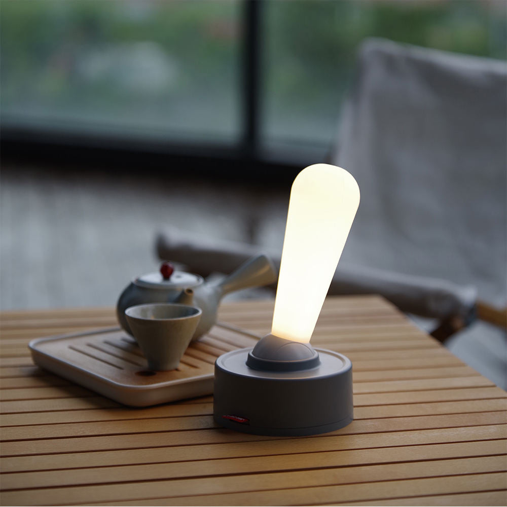 Retro Lever Switch Table Lamp | Vintage-Inspired Desk Light