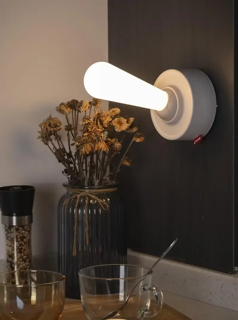Retro Lever Switch Table Lamp | Vintage-Inspired Desk Light