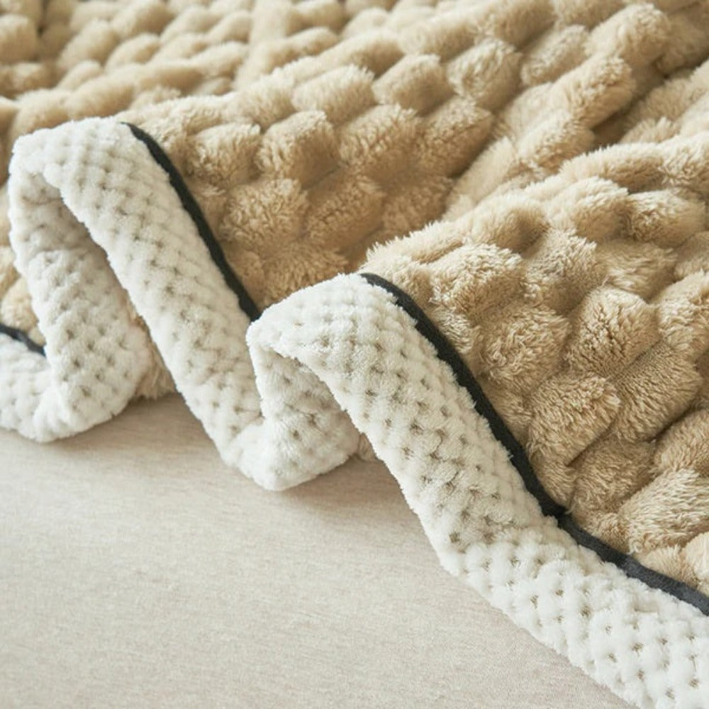 Cloud Cuddle | Soft Plush Blanket For Cozy Comfort