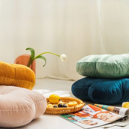 BloomSoft | Velvet Flower-Shaped Plush Cushion